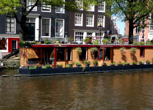 DSC03275 Amsterdam h ouseboat x