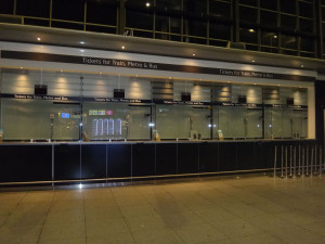 The public transit ticket office is closed at 4 am.