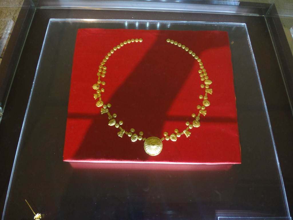 This collar of gold was owned by an Etruscan in 200 BC and found in another tomb.